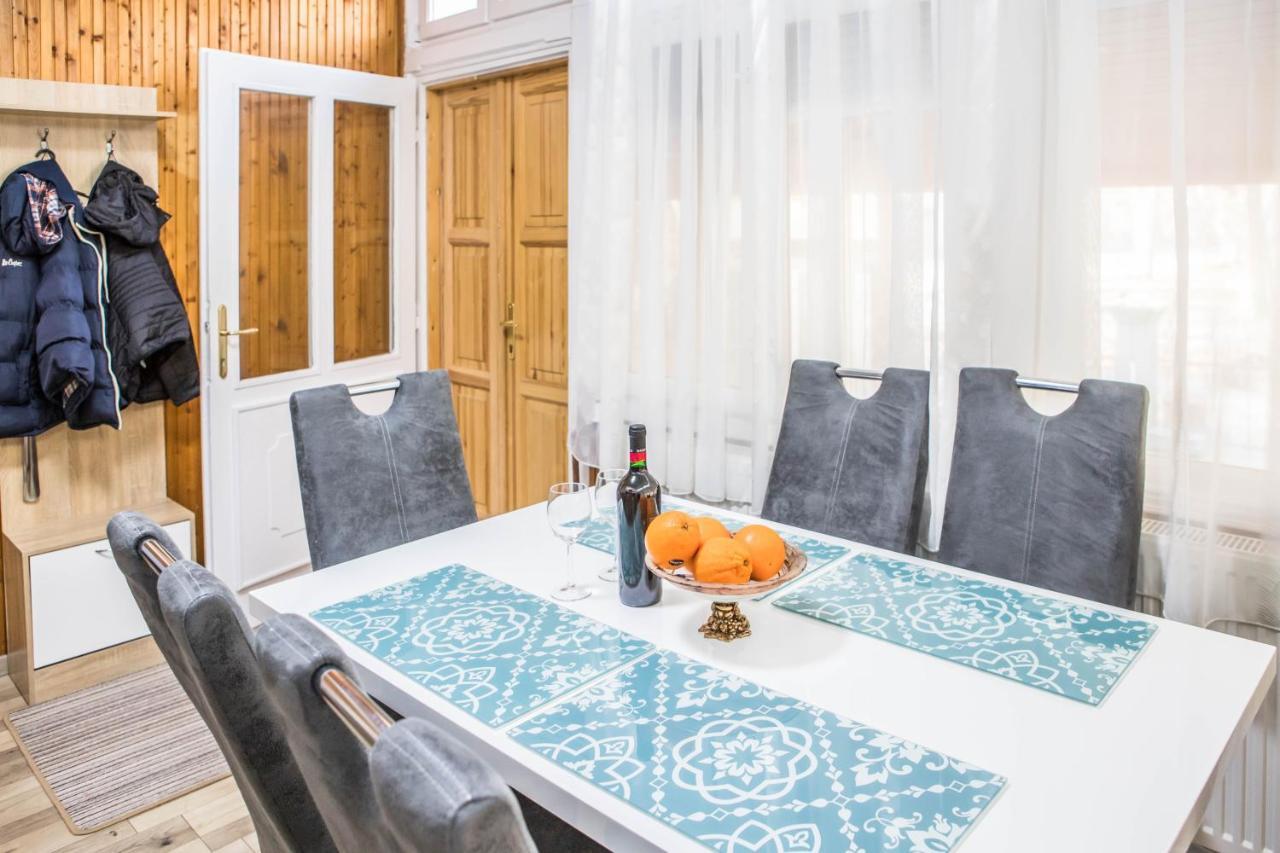 Villa Apartman Makó 外观 照片